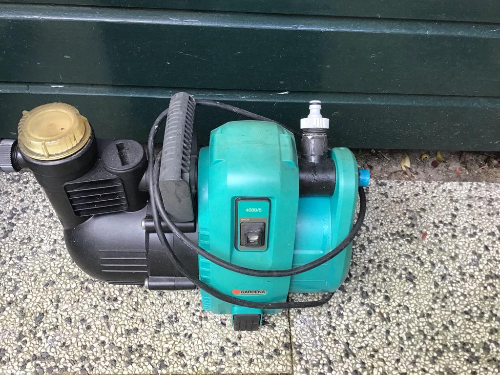 Gardena Husqvarna Hydrofoorpomp 4000/5 - Krachtige Waterpomp, Tuin en Terras, Waterpompen, Ophalen, Gebruikt, Elektrisch, Hydrofoorpomp