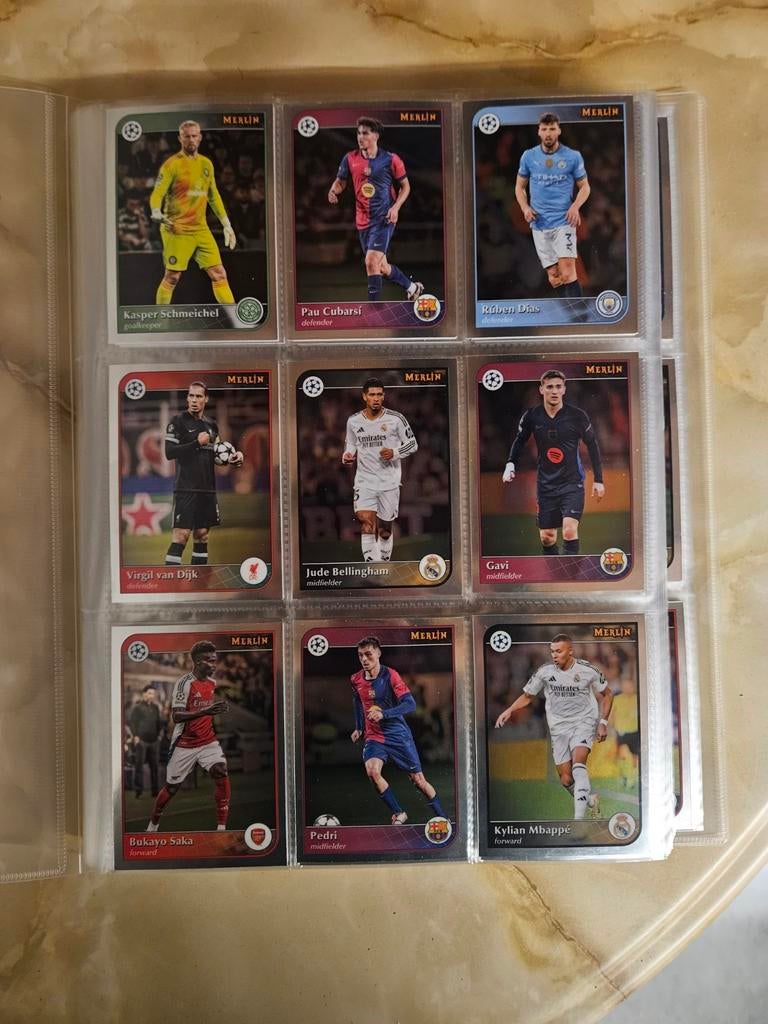 Topps merlin ucc 2025 complete set champions league yamal, Ophalen of Verzenden, Nieuw, Meerdere plaatjes