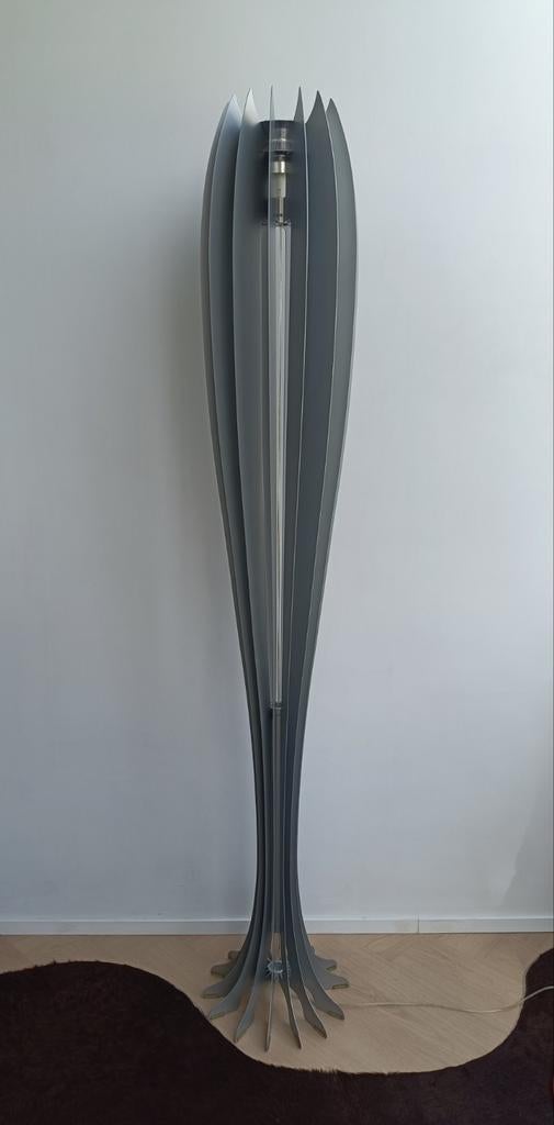 Foscarini Rha Terra vloerlamp – Luca Nichetto – zeldzaam, Huis en Inrichting, Lampen | Vloerlampen, Ophalen, Overige materialen