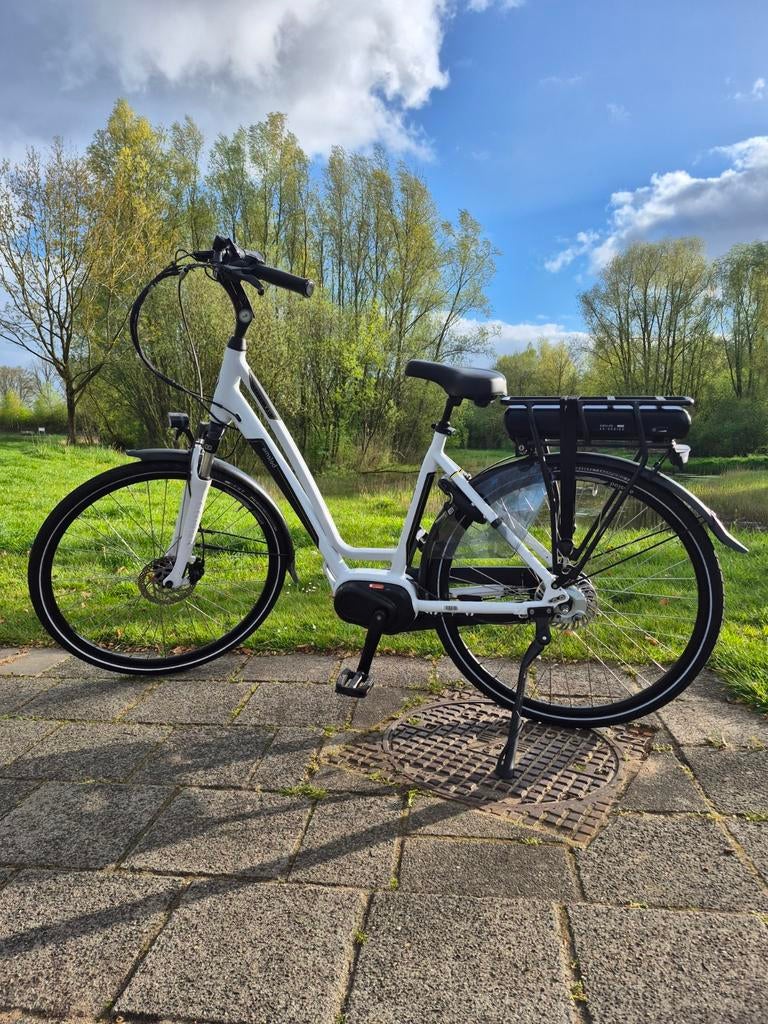 Amslod Aston in nieuwstaat slechts 1800 km !!, Fietsen en Brommers, Elektrische fietsen, Zo goed als nieuw, 51 tot 55 cm, 50 km per accu of meer