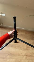 Tripod (met Bluetooth afstandsbediening), Audio, Tv en Foto, Fotografie | Statieven en Balhoofden, Ophalen, Nieuw, Minder dan 150 cm
