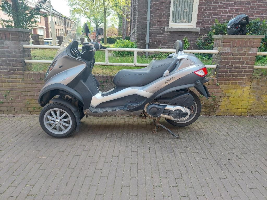 Piaggio MP3 400 LT opknapper