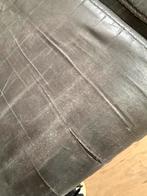 Gratis hoekbank - Gebruikt, met slijtageplekken, Ophalen, Gebruikt