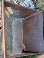 Grondbak voor weidemann shovel, Ophalen