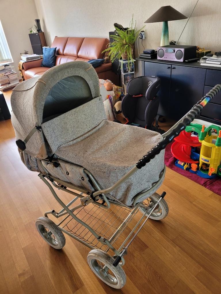 Beige Teutonia kinderwagen, Gebruikt, Combiwagen, Met reiswieg, Ophalen