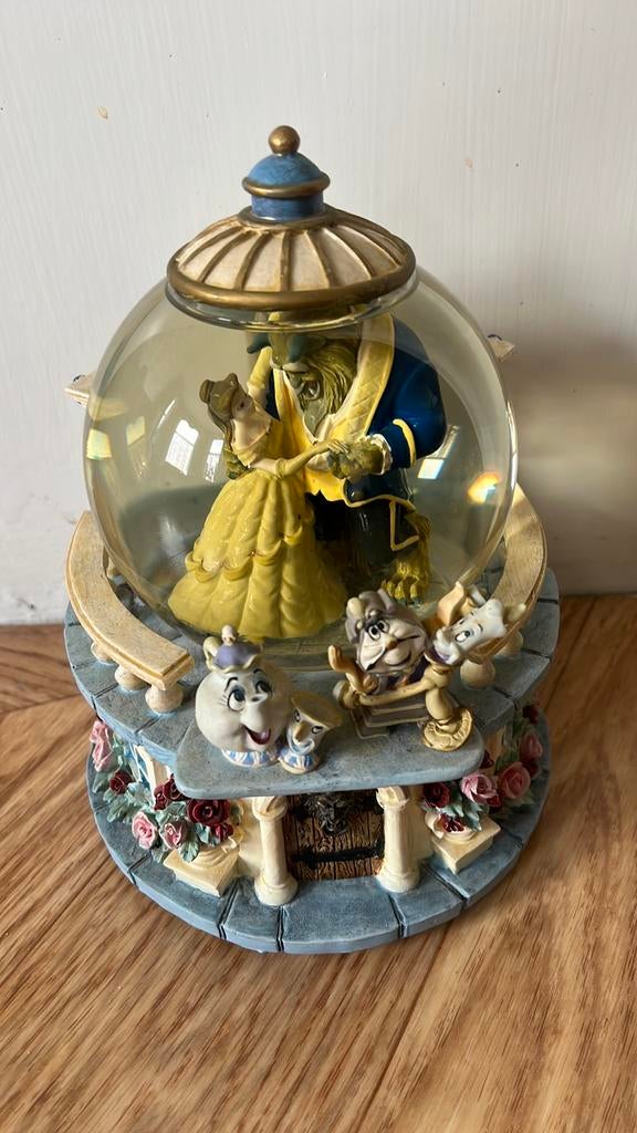 Disney Belle en het Beest muziekdoos / waterbol, Ophalen of Verzenden, Assepoester of Belle, Zo goed als nieuw, Beeldje of Figuurtje