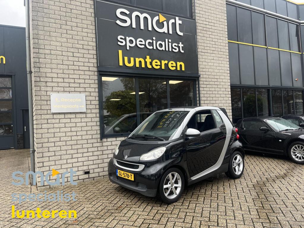 smart fortwo cabrio 1.0 Pulse smart fortwo coupé 1.0 Pure G, Auto's, Smart, Gebruikt, 18 €/maand, Cabriolet, Elektrische ramen