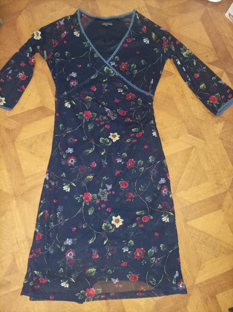 King Louie jurk bloemen maat M, Maat 38/40 (M), Overige kleuren, Ophalen of Verzenden, Zo goed als nieuw