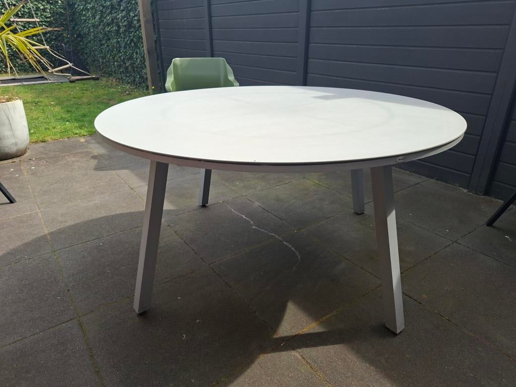 Ronde Hartman tuintafel, Tuin en Terras, Tuintafels, Gebruikt, Rond, Overige materialen, Ophalen
