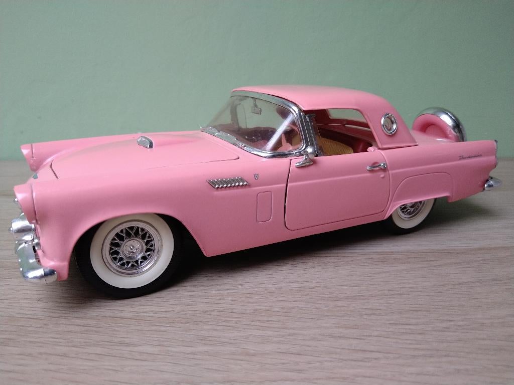 1956 Ford Thunderbird Roadster Hardtop Revell 1:18, Ophalen of Verzenden, Zo goed als nieuw, Auto, Revell