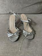 Zilveren hakken Bodyflirt - Maat 37, Ophalen of Verzenden, Gedragen, Overige kleuren, Pumps