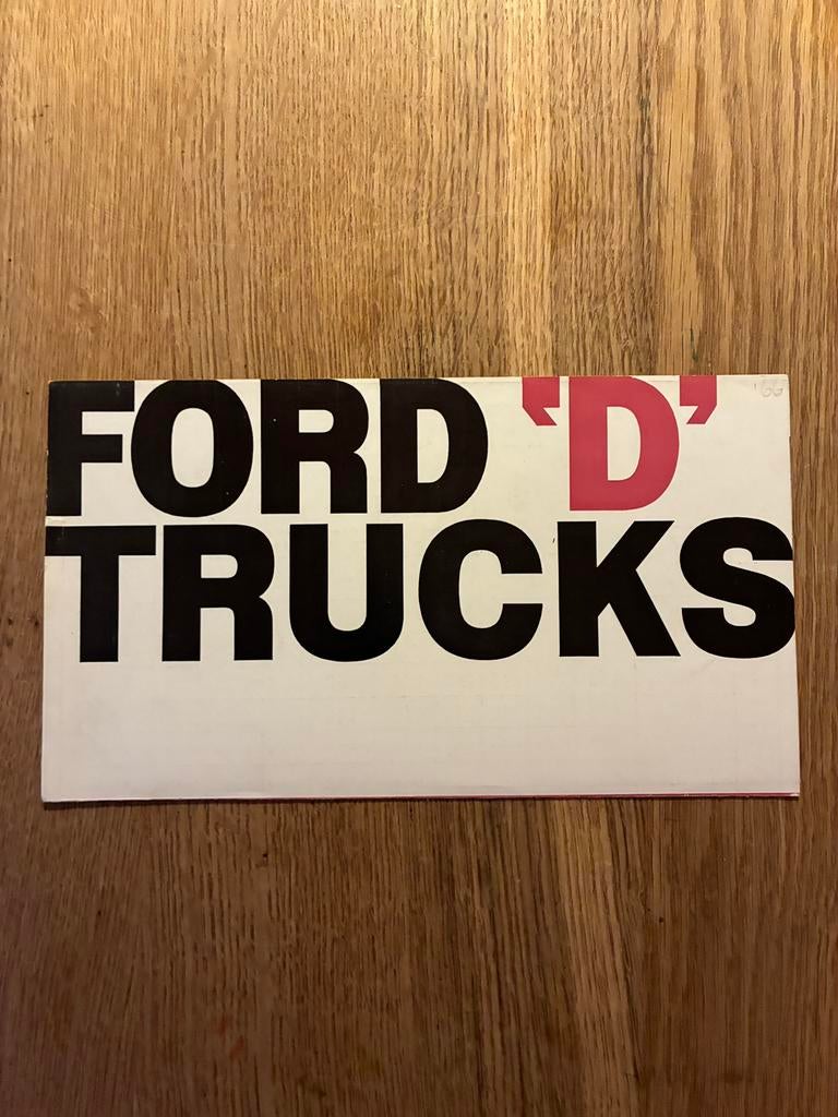 Ford D Trucks brochure 1966, Ophalen of Verzenden, Gelezen, Ford