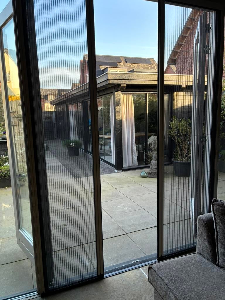 Hordeur plisse voor openslaande deuren, Kunststof, Zo goed als nieuw, Schuifpui, Ophalen