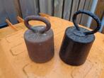 2 Oude ijzeren Gewichten., Antiek en Kunst, Antiek | Gereedschap en Instrumenten, Ophalen