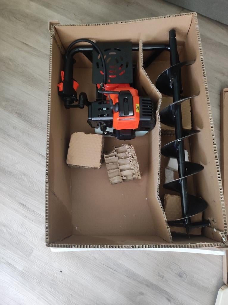 Benzine grondboor, Doe-het-zelf en Verbouw, Gereedschap | Boormachines, Ophalen of Verzenden