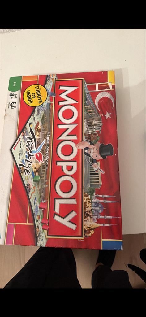 Monopoly Türkiye - Speciale Editie!, Drie of vier spelers, Ophalen of Verzenden, Gebruikt