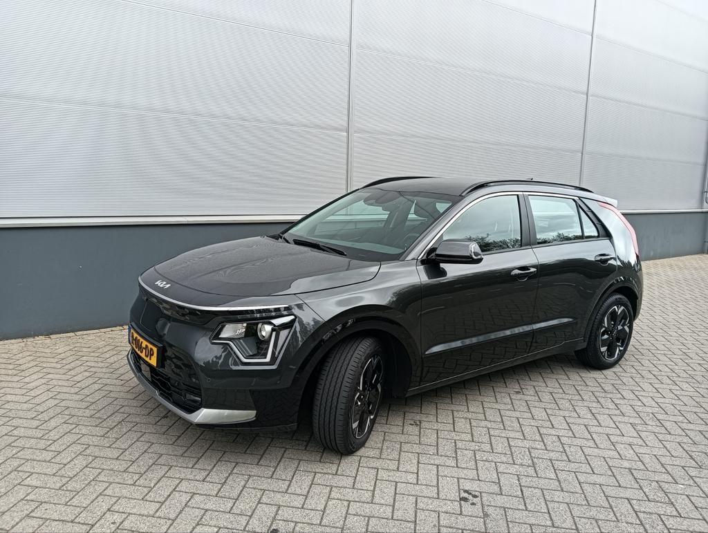Kia Niro EV 64 kWh DynamicLine | afneembare Trekhaak, 1657 kg, Leder en Stof, Origineel Nederlands, Elektrisch