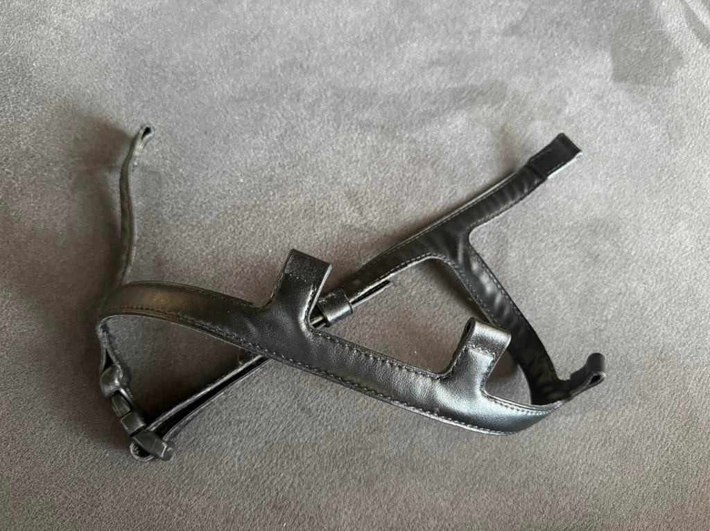 Origineel Kep Italia 2.0 kin bandje in het zwart, Ophalen of Verzenden, Zo goed als nieuw, Dressuur, Cap