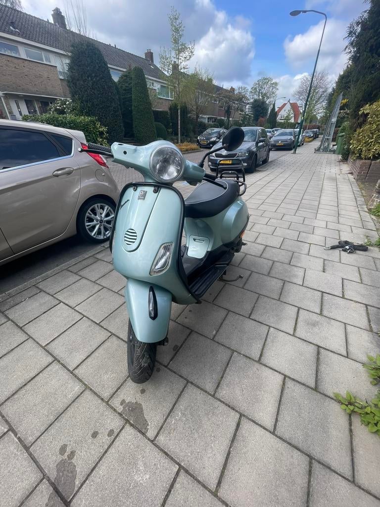 Opknapper Vespa LX50 2008 4t bromplaat, Ophalen, Gebruikt, Benzine, Vespa