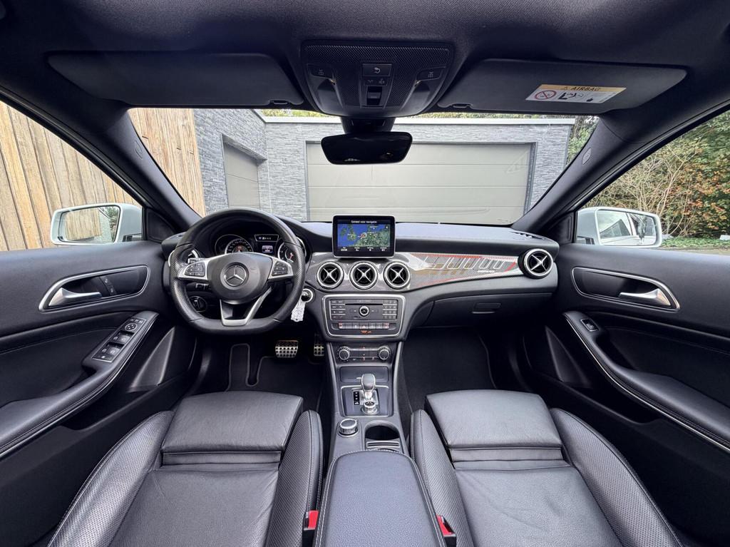 Mercedes GLA-klasse AMG 45 4MATIC Automaat | Panoramadak | B, Auto's, Automaat, Gebruikt, Euro 6, 4 cilinders