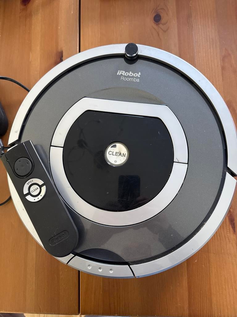 iRobot Roomba 780 Robotstofzuiger met Oplaadstation, Witgoed en Apparatuur, Stofzuigers, Ophalen, Gebruikt, Reservoir, Robotstofzuiger