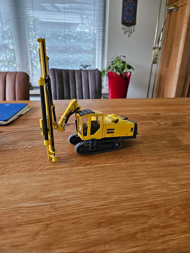 ATLAS COPCO  ROC F7  down the hole drill rig schaal 1_35, Ophalen of Verzenden, Nieuw, Tractor of Landbouw, Overige merken