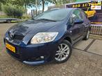 Toyota Auris 1.6-16V Sol/AUTOMAAT/1E EIGENAAR/AIRCO/TREKHAAK, 450 kg, Gebruikt, 4 cilinders, Blauw