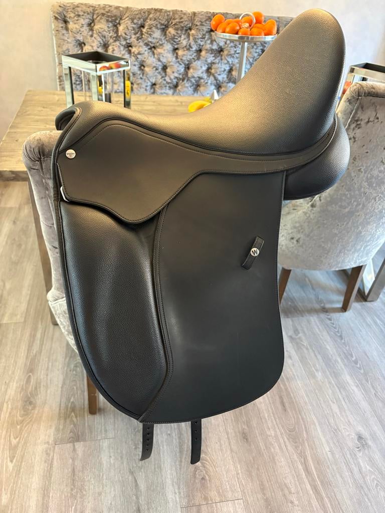 Wintec hart zadel 17,5 inch, Dieren en Toebehoren, Paarden en Pony's | Zadels, Ophalen, Gebruikt, Dressuur