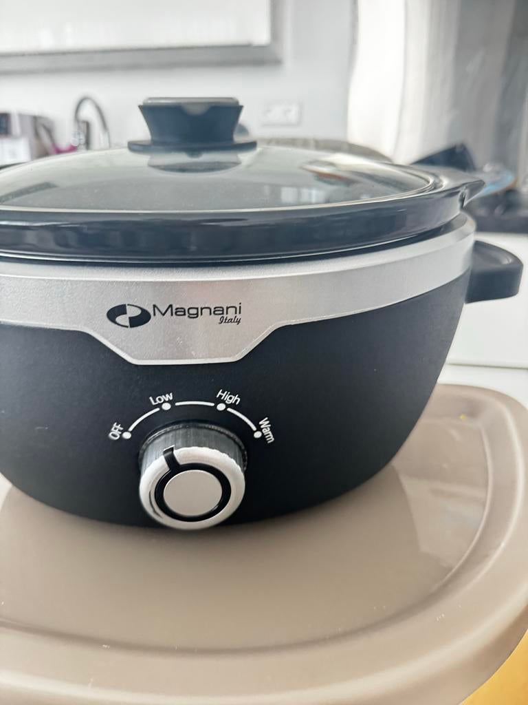 Nieuwe Magnani Italy Slowcooker - Ongebruikt, Witgoed en Apparatuur, Slowcookers, Ophalen of Verzenden, Nieuw