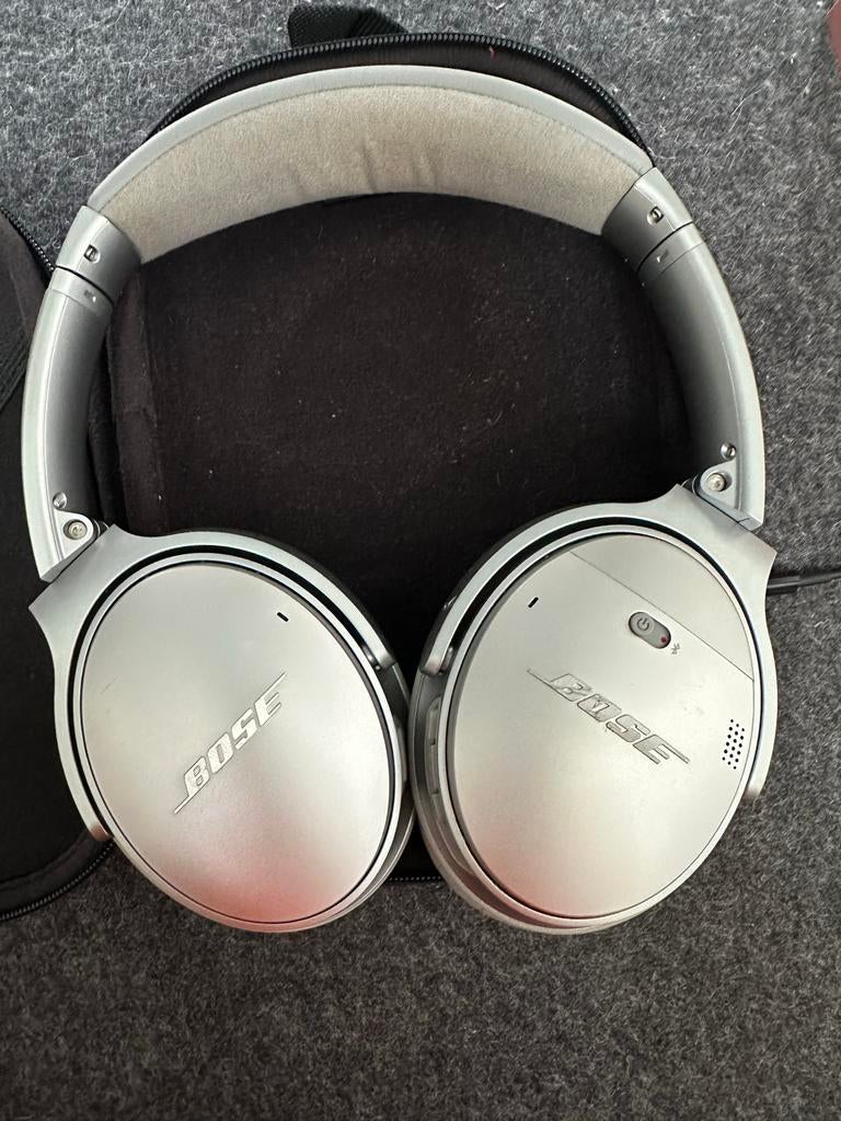 Bose QuietComfort 35 II koptelefoon - Zilver, Ophalen of Verzenden, Gebruikt, Over oor (circumaural), Draadloos