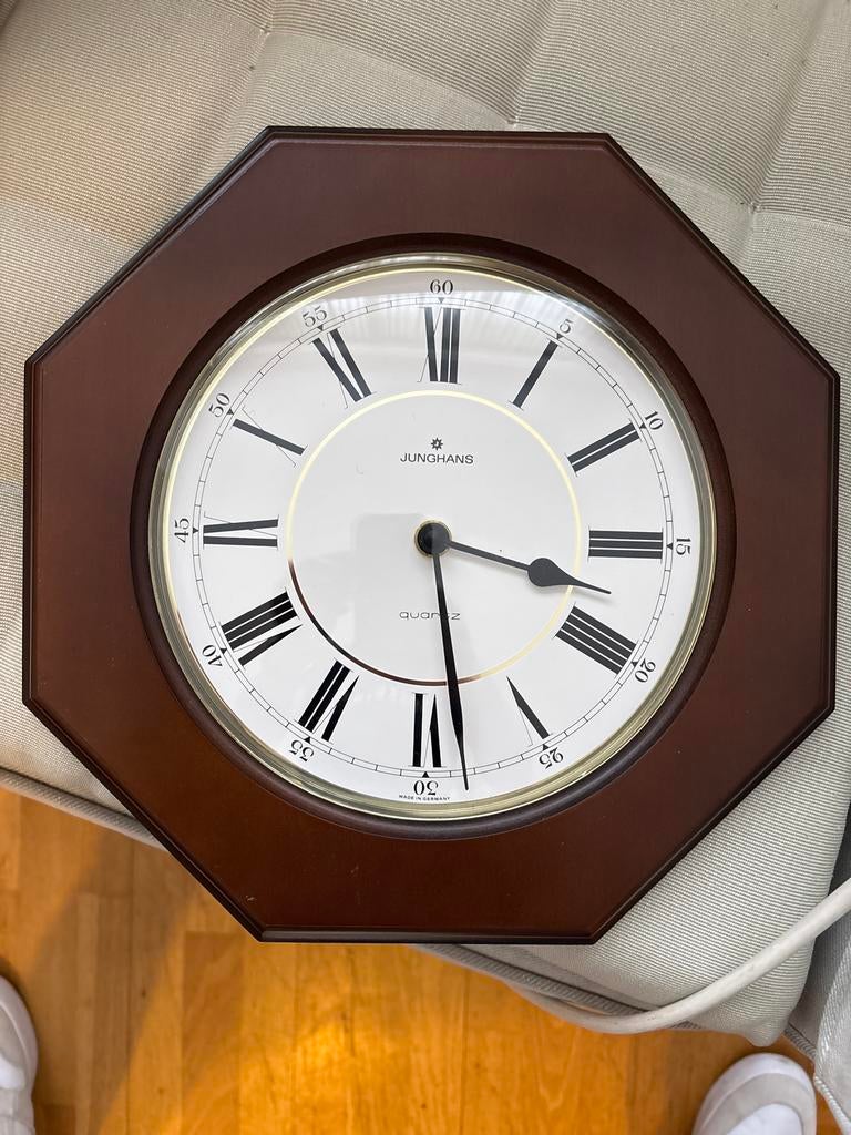 Junghans kwarts klok, Antiek en Kunst, Antiek | Klokken, Ophalen