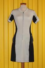 Girbaud nu High Use zwart / wit travelstof jurk maat 34 / 36, Kleding | Dames, Girbaud, Zwart, Ophalen of Verzenden, Zo goed als nieuw