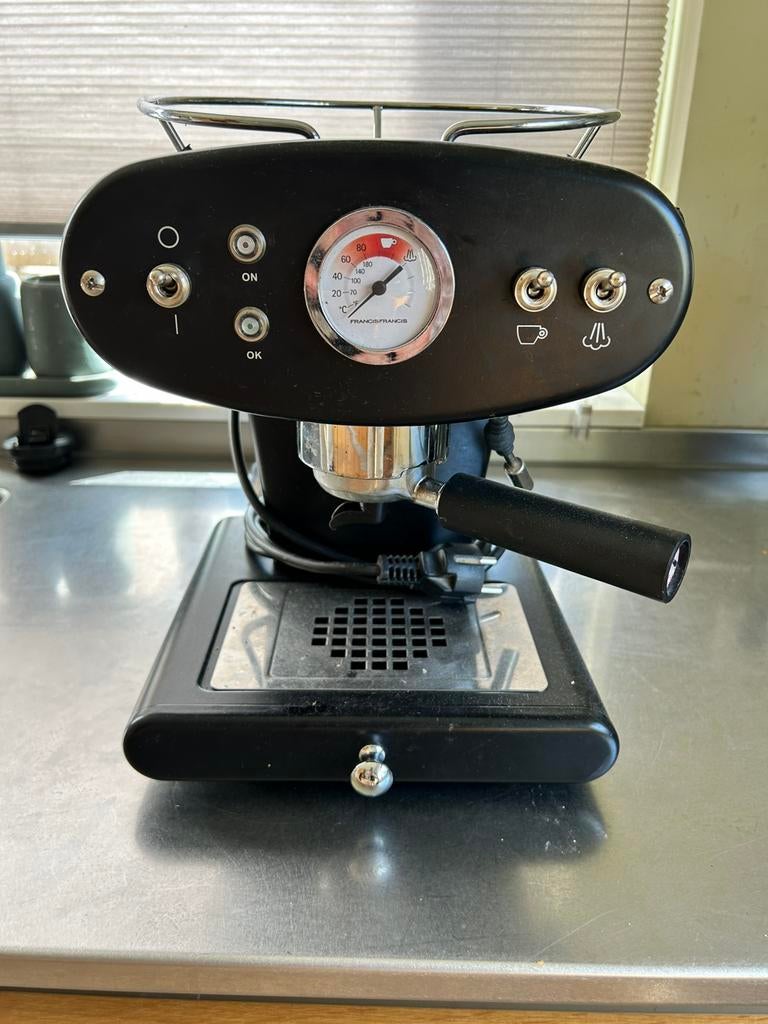 Illy Francis Francis Espresso machine zwart, Witgoed en Apparatuur, Koffiezetapparaten, Ophalen, Espresso apparaat, Gemalen koffie
