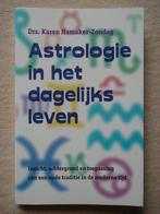 Astrologie in het dagelijks leven - Karen Hamaker-Zondag, Ophalen, Gelezen, Astrologie, Achtergrond en Informatie