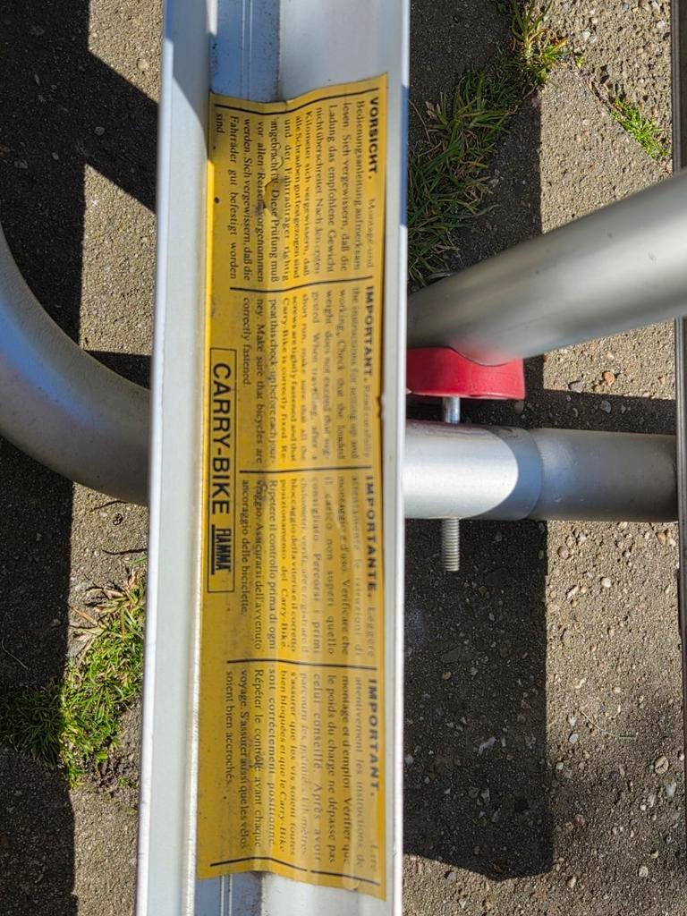 Dissel fietsendrager voor 3 fietsen - Fiamma Carry-Bike, Ophalen of Verzenden, 3 fietsen of meer, Gebruikt, Fietsendrager-accessoire