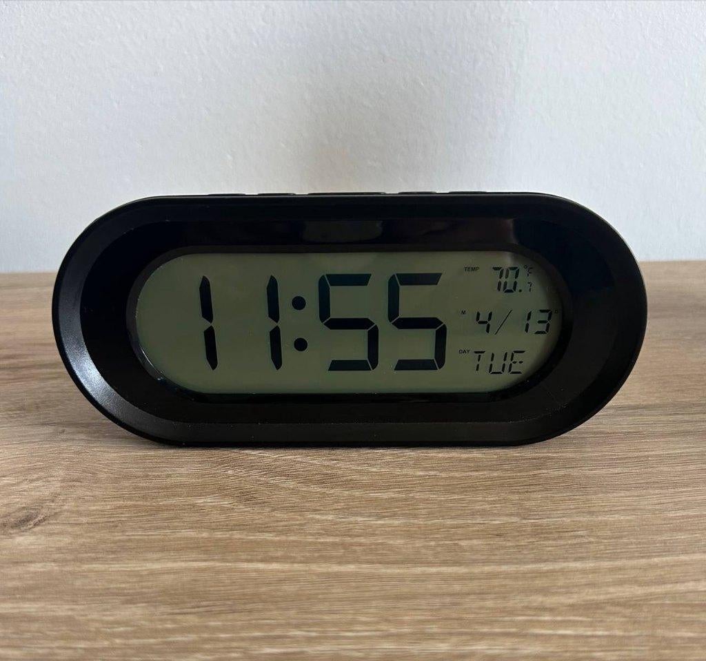 Digitale klok wekker Alarm Clock met licht button, Ophalen of Verzenden, Gebruikt, Digitaal