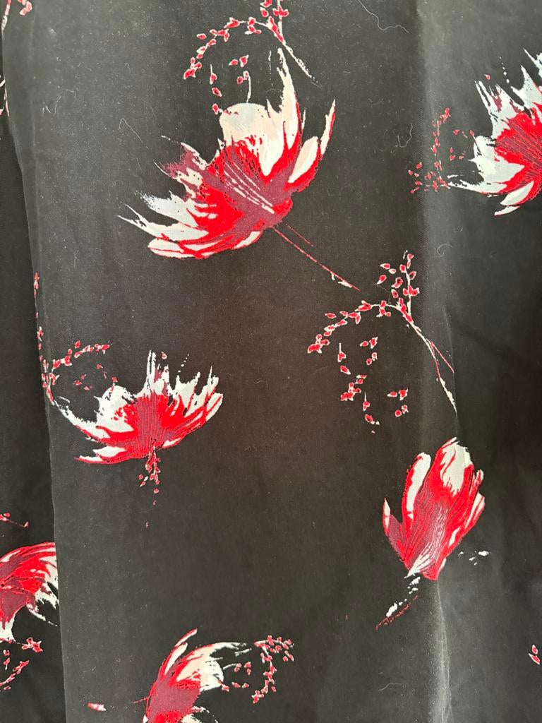 Sandwich jurk zwart met rode bloemen, maat 40, Maat 38/40 (M), Zwart, Ophalen of Verzenden, Zo goed als nieuw