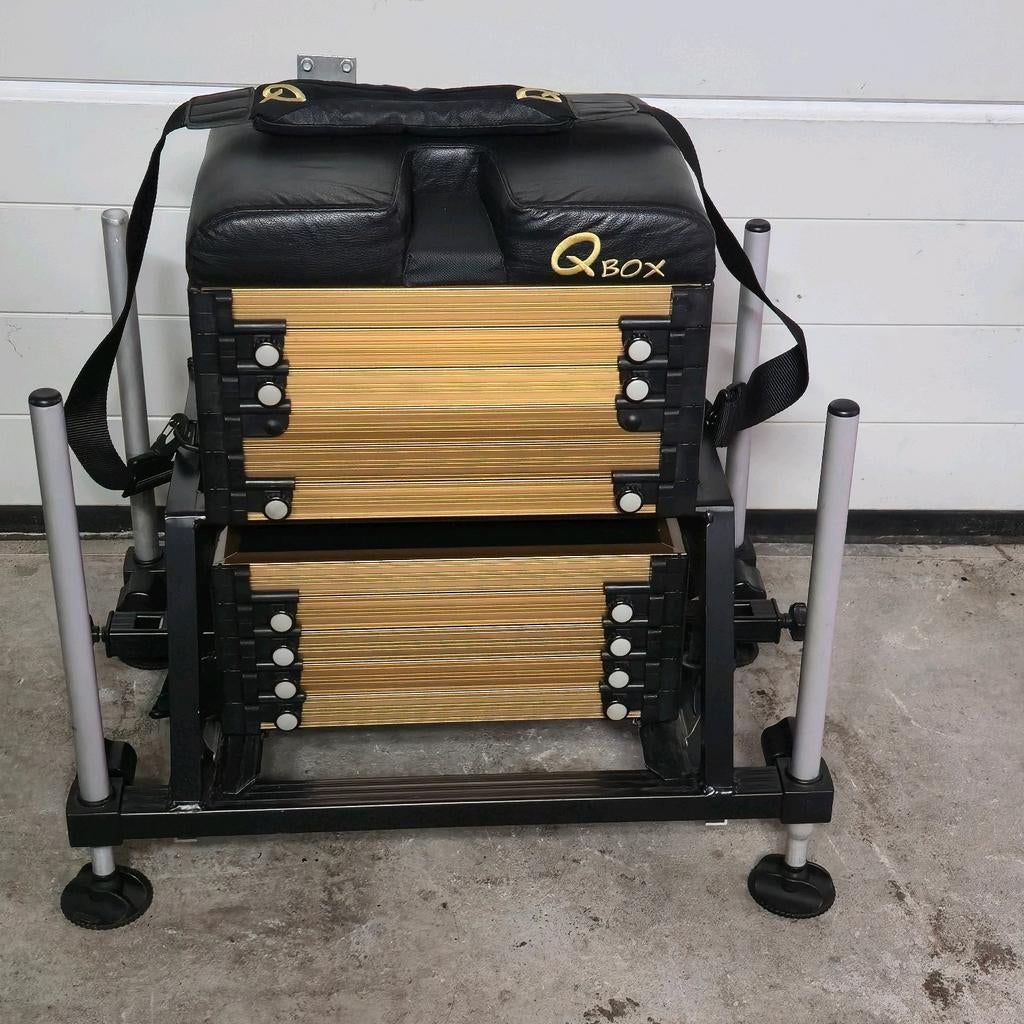 Q-box seatbox van Ultimate.
Viskist., Ophalen, Zo goed als nieuw