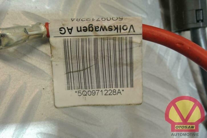vw golf 7 kabelset accu kabel set 5q0971228a, Gebruikt, Volkswagen, Volkswagen AG, Berliner Ring 2
38440  Wolfsburg, DE