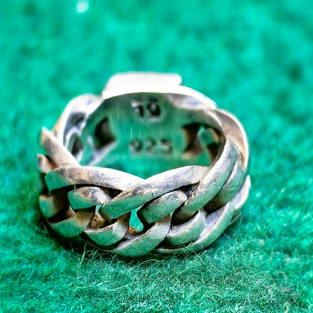 Buddha To buddha Ring - In Nette Staat, Sieraden, Tassen en Uiterlijk, Ringen, Buddha to Buddha, Zo goed als nieuw, Support@buddhatobuddha.com