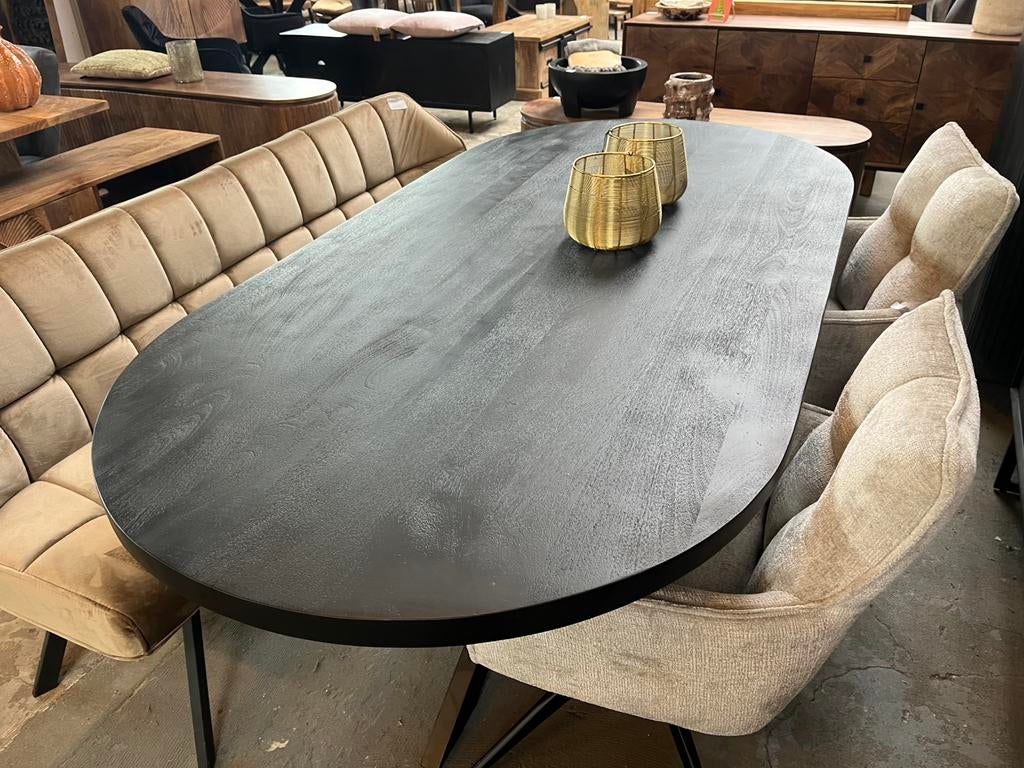 Magazijn leegverkoop eettafel deens ovaal zwart mangohout, Huis en Inrichting, Woonaccessoires | Overige, Hout, Zwart, Nieuw, Ophalen of Verzenden