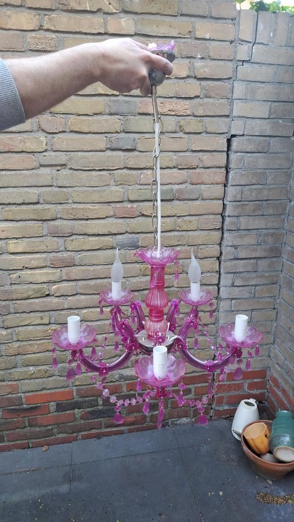 Kroonluchter roze, Ophalen, Zo goed als nieuw