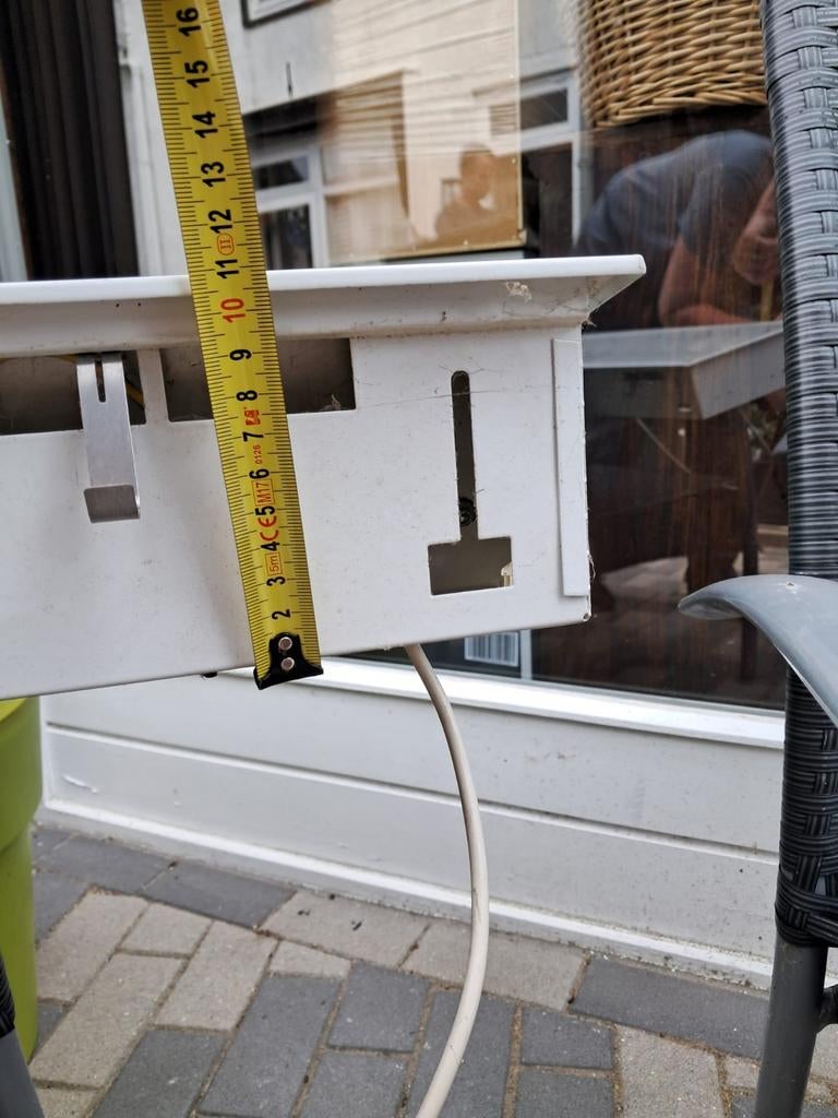 Tl lichtbak, Ophalen, Stekker