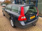 Volvo V70 1.6 T4 Limited Edition, Voorwielaandrijving, 15 km/l, Gebruikt, Beige