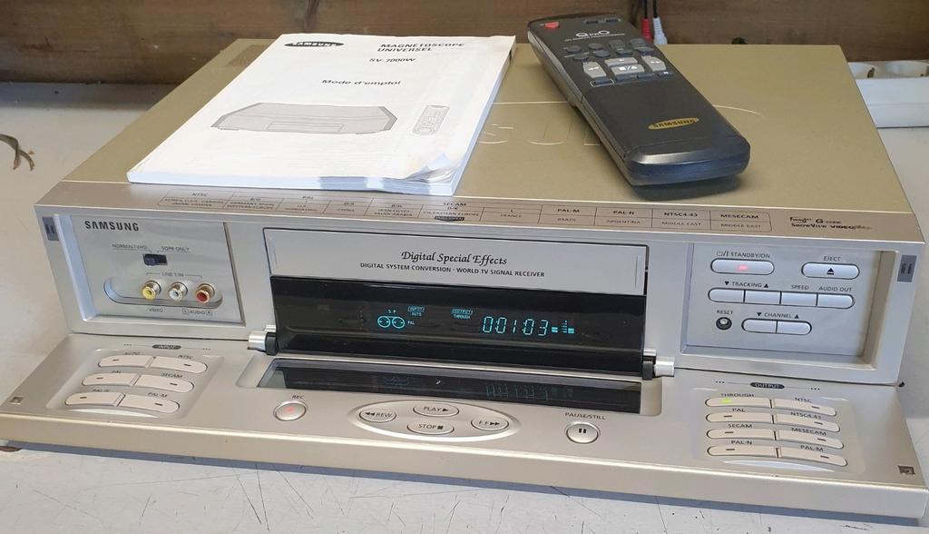 Samsung sc-7000w multi videorecorder + manual + afstandsbed., Audio, Tv en Foto, Videospelers, Ophalen of Verzenden