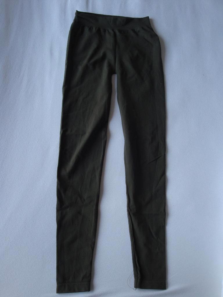 Maat S. Army groene lange FALKE sport legging., Overige typen, Ophalen of Verzenden, Zo goed als nieuw, FALKE