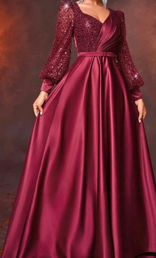 Elegante Satijnen Feestjurk/Galajurk bordeauxrood, Galajurk, Maat 42/44 (L), Nieuw, Ophalen of Verzenden