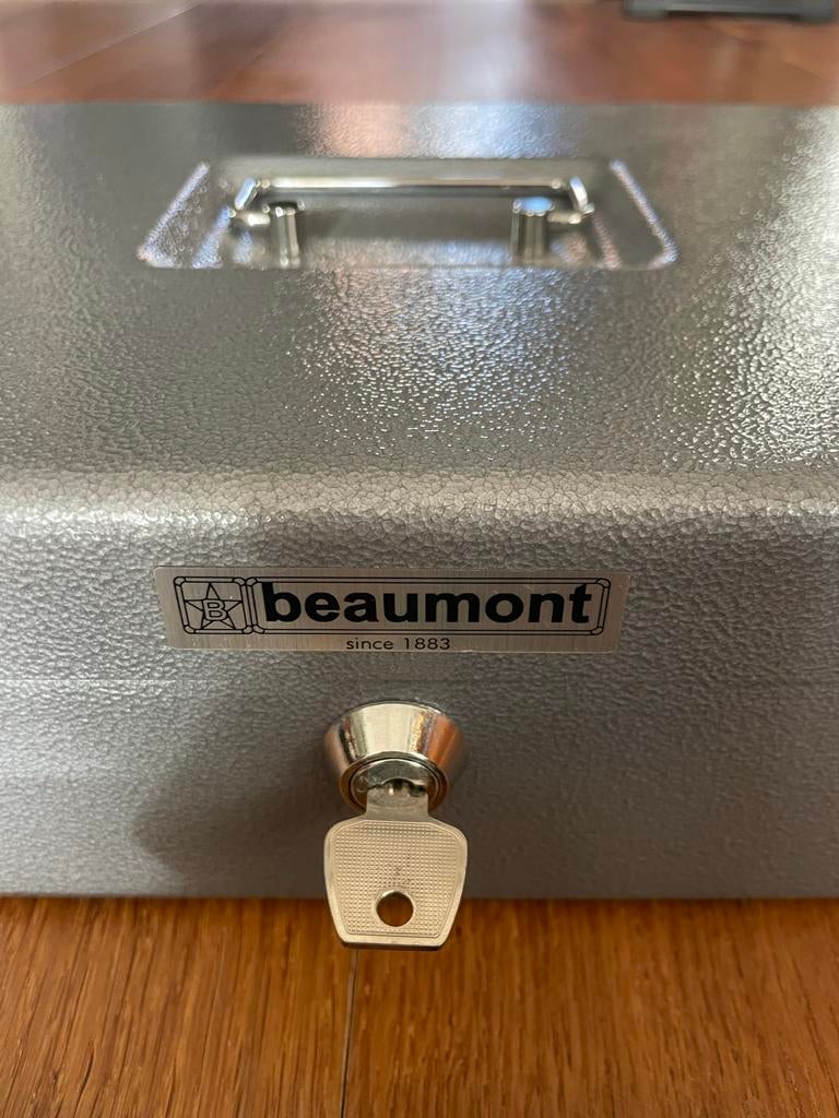 Beaumont Geldkistje met Sleutel en Muntenbakje, Ophalen, Gebruikt, Brandkast