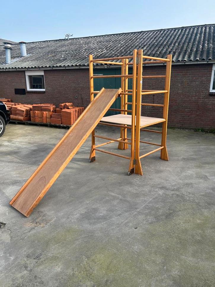 Klimrek mer glijbaan!, Kinderen en Baby's, Speelgoed | Buiten | Speeltoestellen, Zo goed als nieuw, Glijbaan, Ophalen
