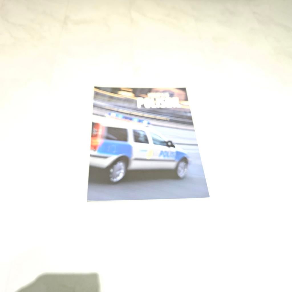 Zweedse Polisbil brochure Volvo, Boeken, Auto's | Folders en Tijdschriften, Gelezen, Volvo, Ophalen of Verzenden